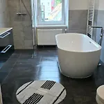 Junior Eleven Appartement *