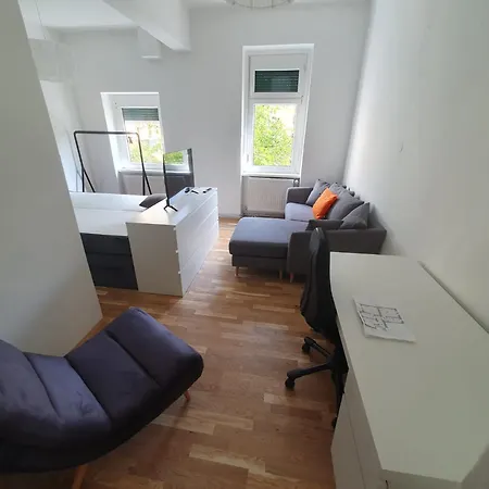 Lägenhet Junior Eleven *